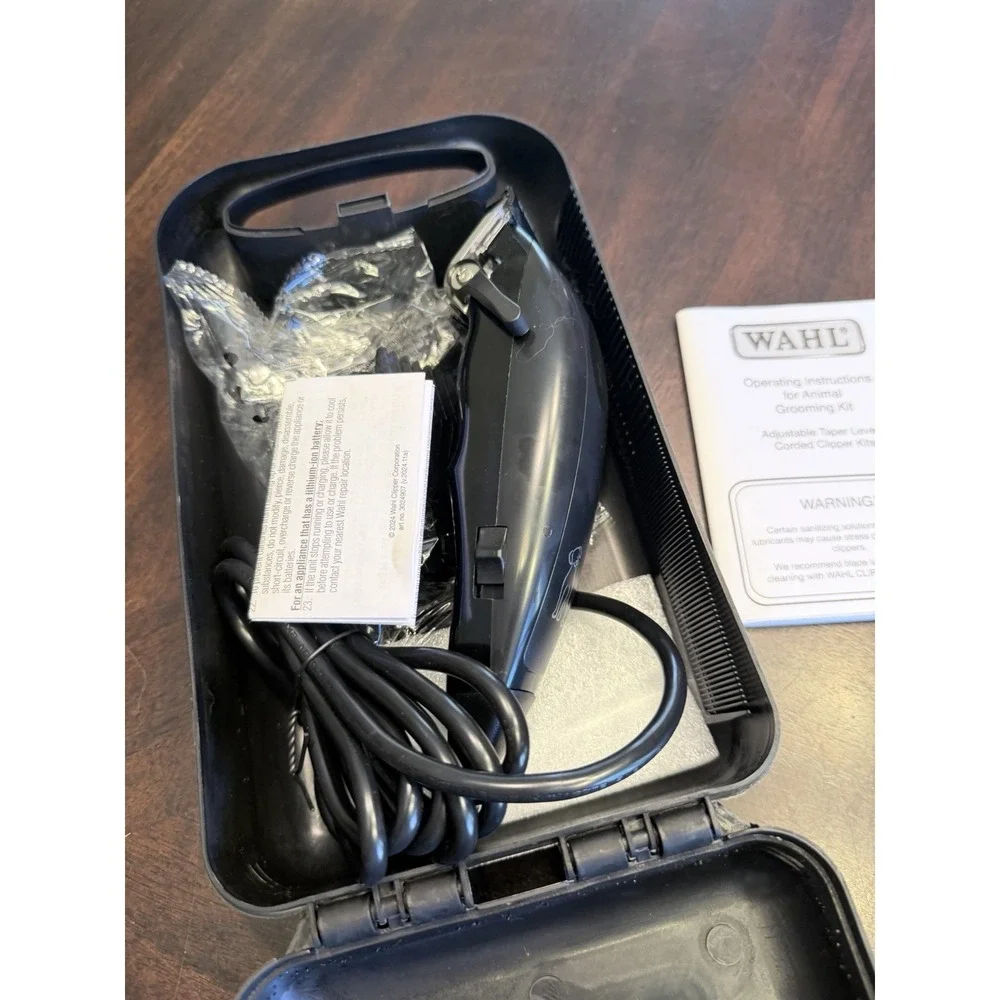 Wahl Animal Grooming Kit Clippers corded adjustable taper 94606-605 case guards